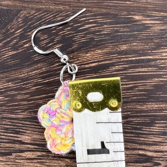 Handmade Crochet Star Earrings on Hypoallergenic White Gold Plated Hooks - Picture 4 of 6